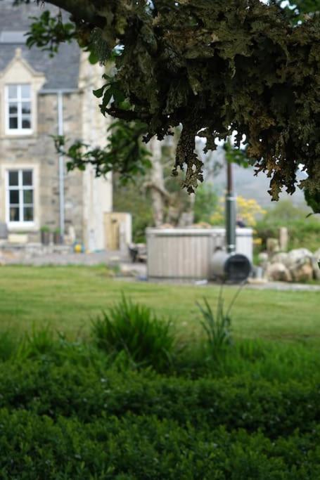 Stylish Scottish Manor, Coillemore House Kyle of Lochalsh Exterior photo